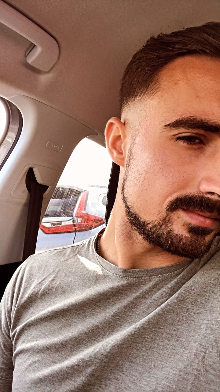 Profil von Fariss